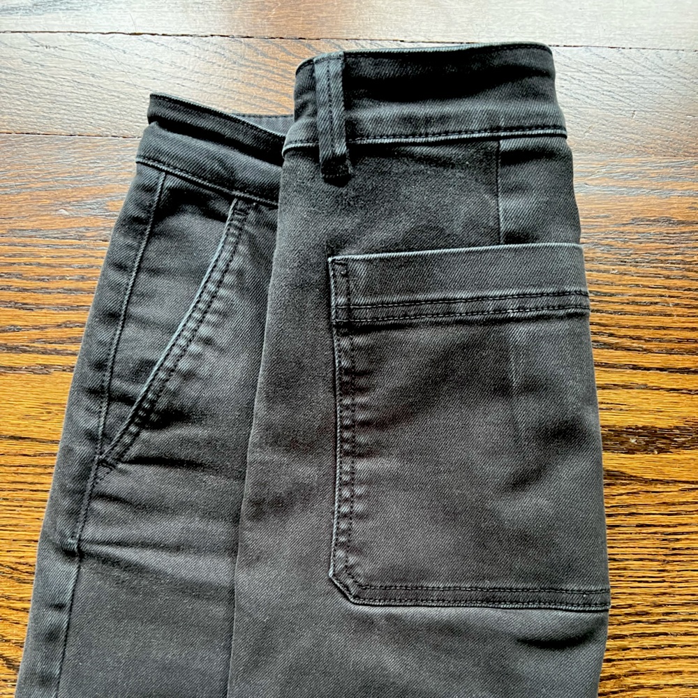 Everlane, The Straight-Leg Crop in Black, Size 4 - Picture 8 of 10